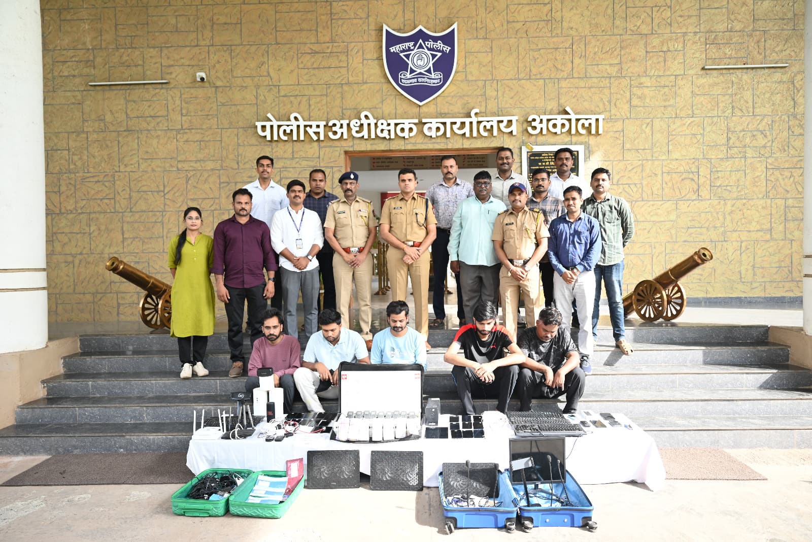 Cyber Police Station Akola, Arrests Five Accused from Goa in Two Major Cyber Fraud Cases
